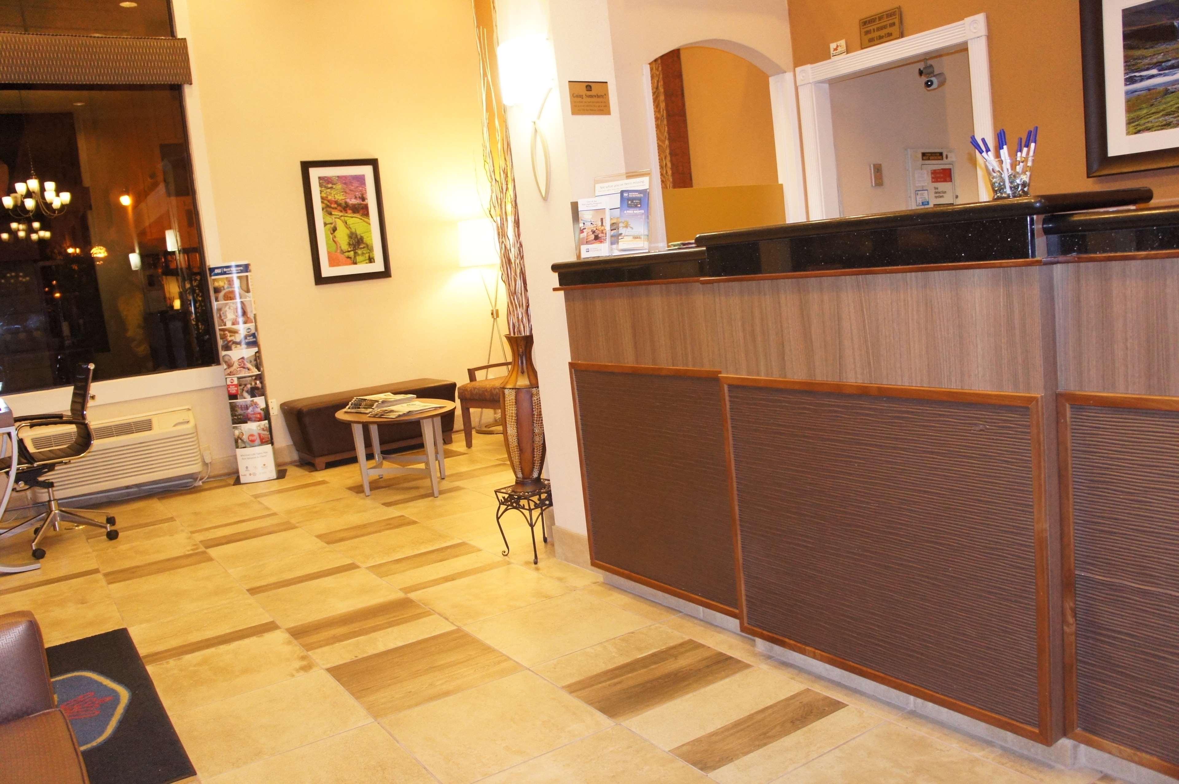Best Western Plus Inn Of Hayward Eksteriør bilde
