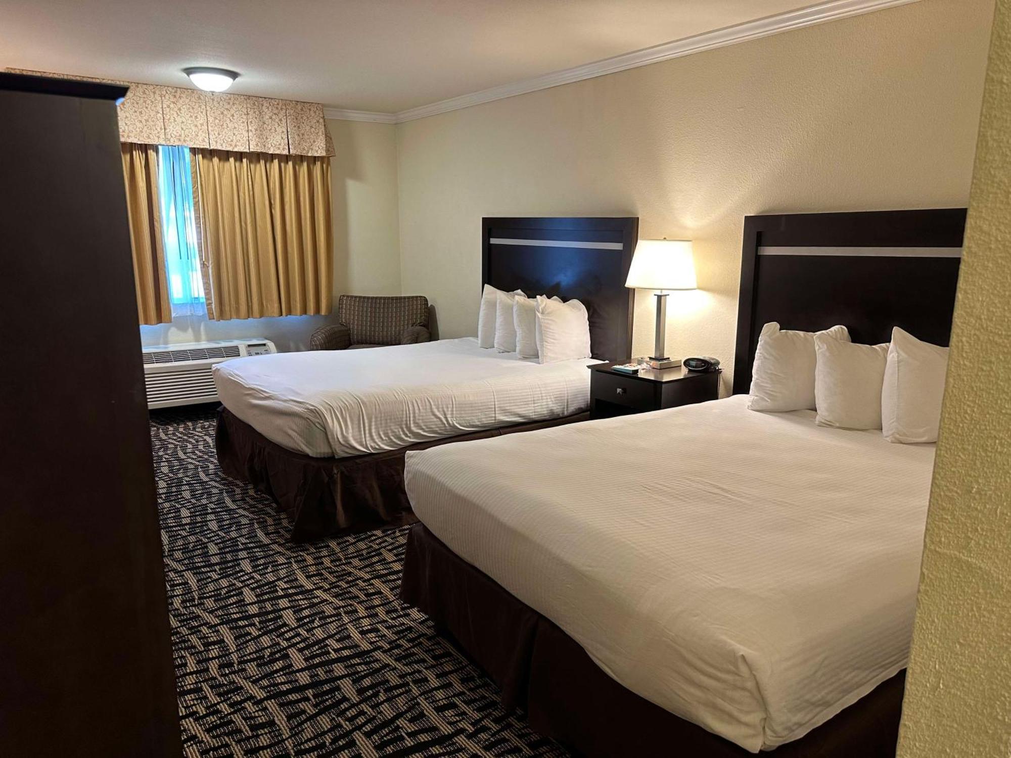Best Western Plus Inn Of Hayward Eksteriør bilde
