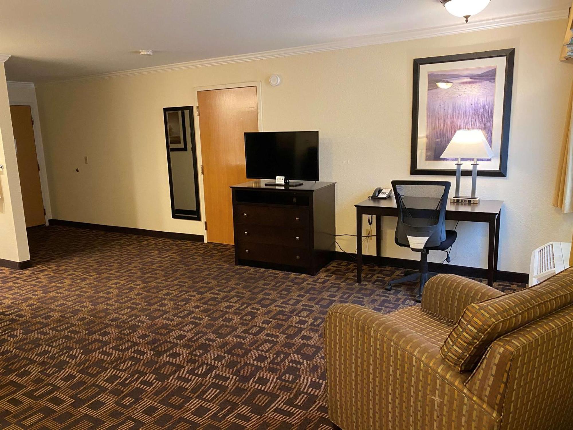 Best Western Plus Inn Of Hayward Eksteriør bilde